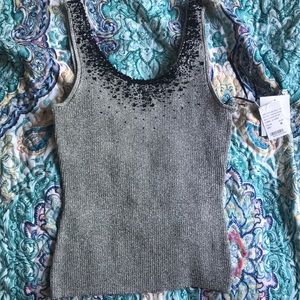 Sleeveless top for a night out!